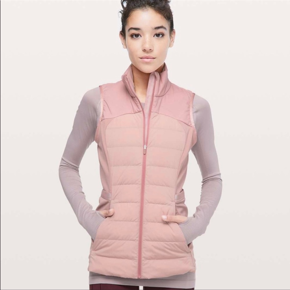 Lululemon Down for it All Vest in Misty Rose Sz 10